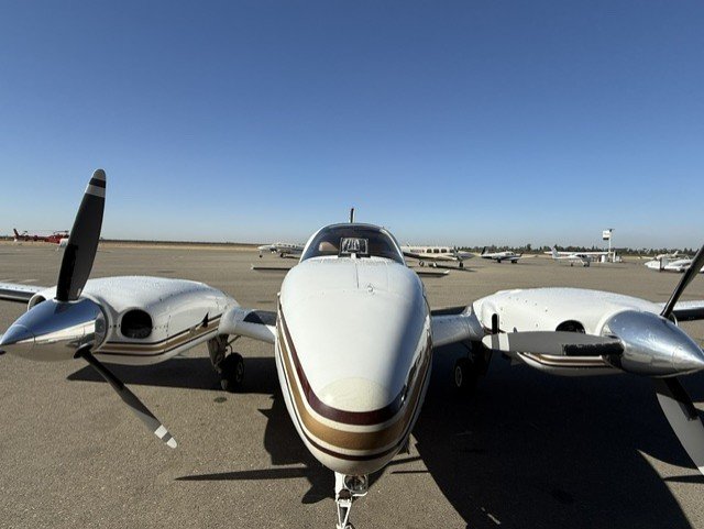 1981 Beechcraft Baron 58P, photo 6