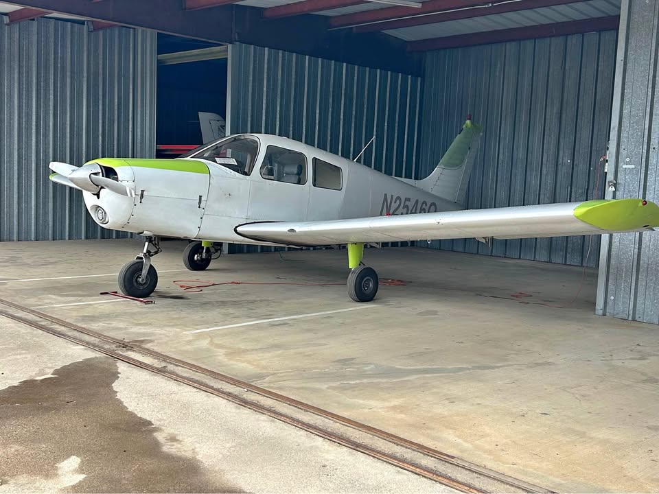 1977 Piper Cherokee 140, photo 1