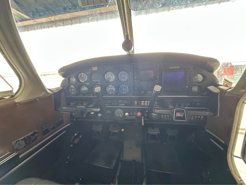 1977 Piper Cherokee 140, photo 6