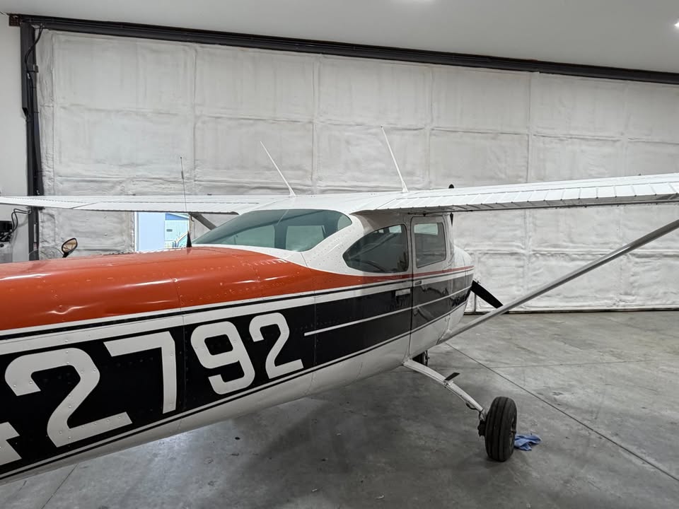 1968 Cessna 182L, photo 4