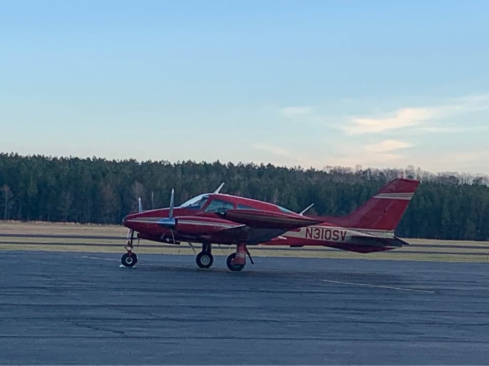 1972 Cessna 310Q, photo 2