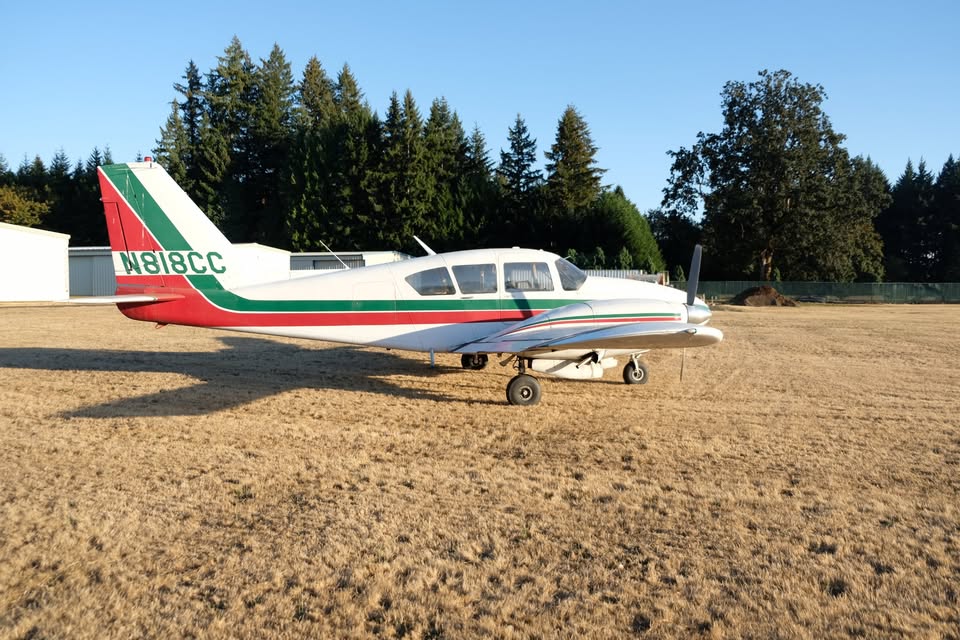 1965 Piper Aztec, photo 7