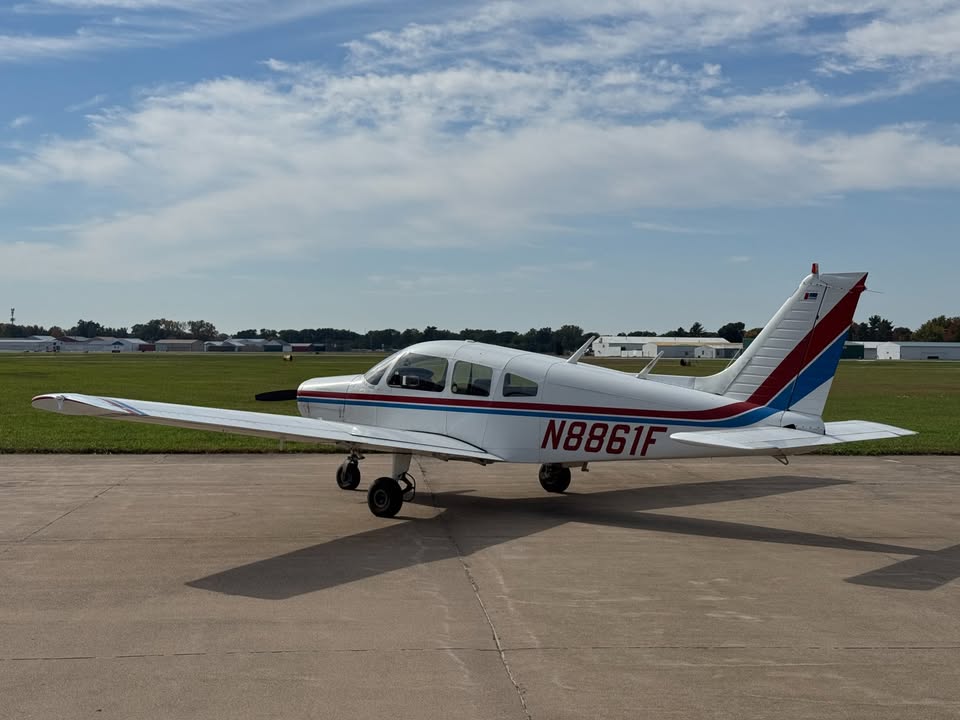 1977 Piper Warrior, photo 2