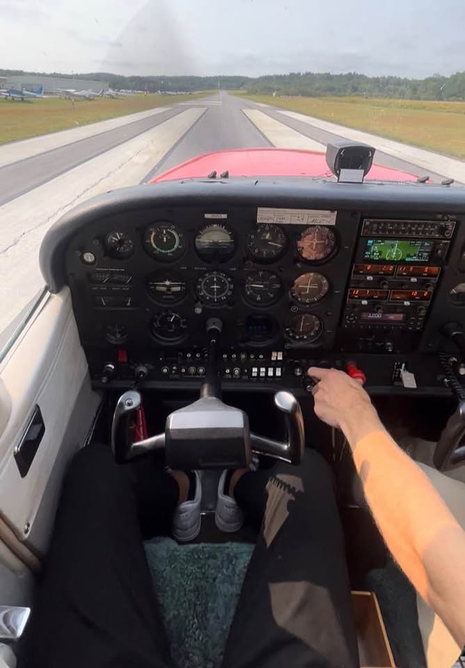 1985 Cessna 172P 180HP, photo 4