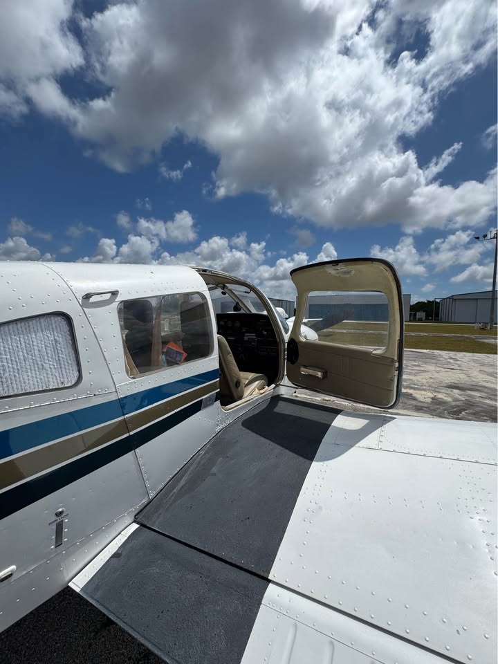 1978 Piper Turbo Arrow III PA-28-201T, photo 7