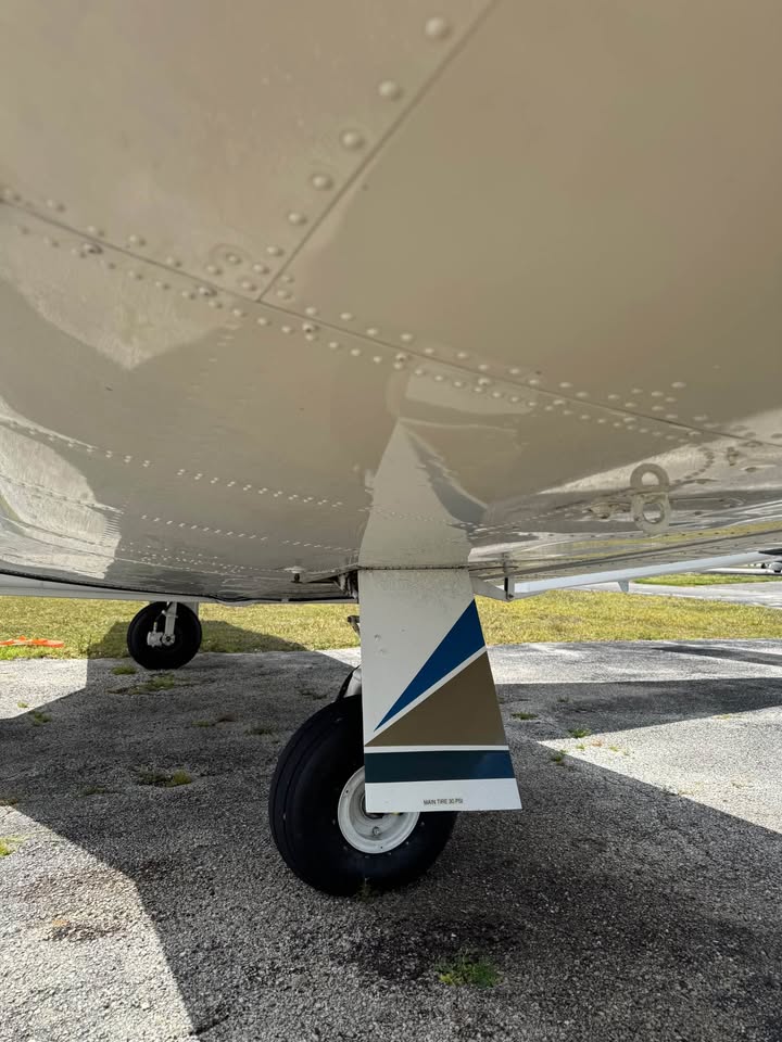 1978 Piper Turbo Arrow III PA-28-201T, photo 5