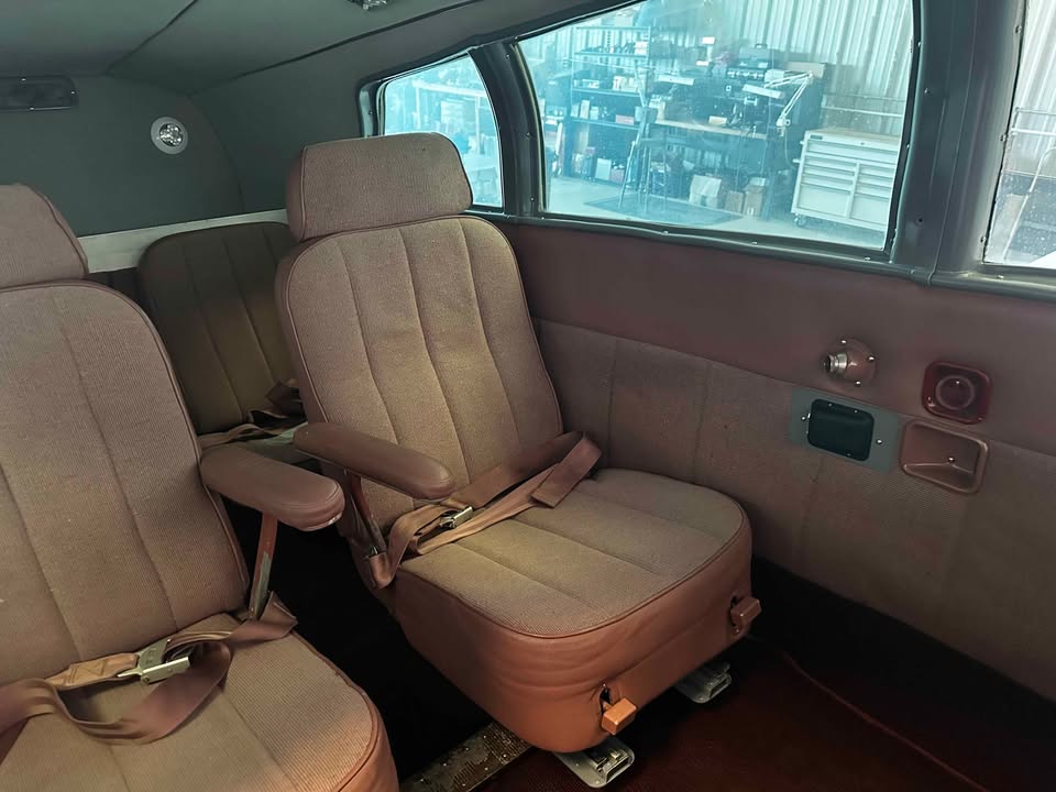 1962 Cessna 310G, photo 7