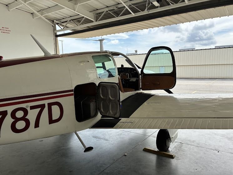 Aircraft -Beechcraft Bonanza- C-35 -V Tail-1952, photo 8