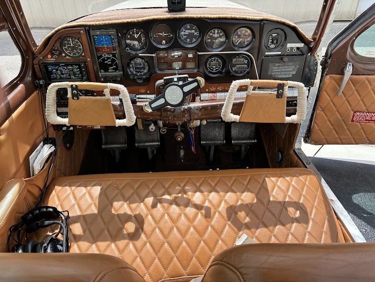 Aircraft -Beechcraft Bonanza- C-35 -V Tail-1952, photo 4
