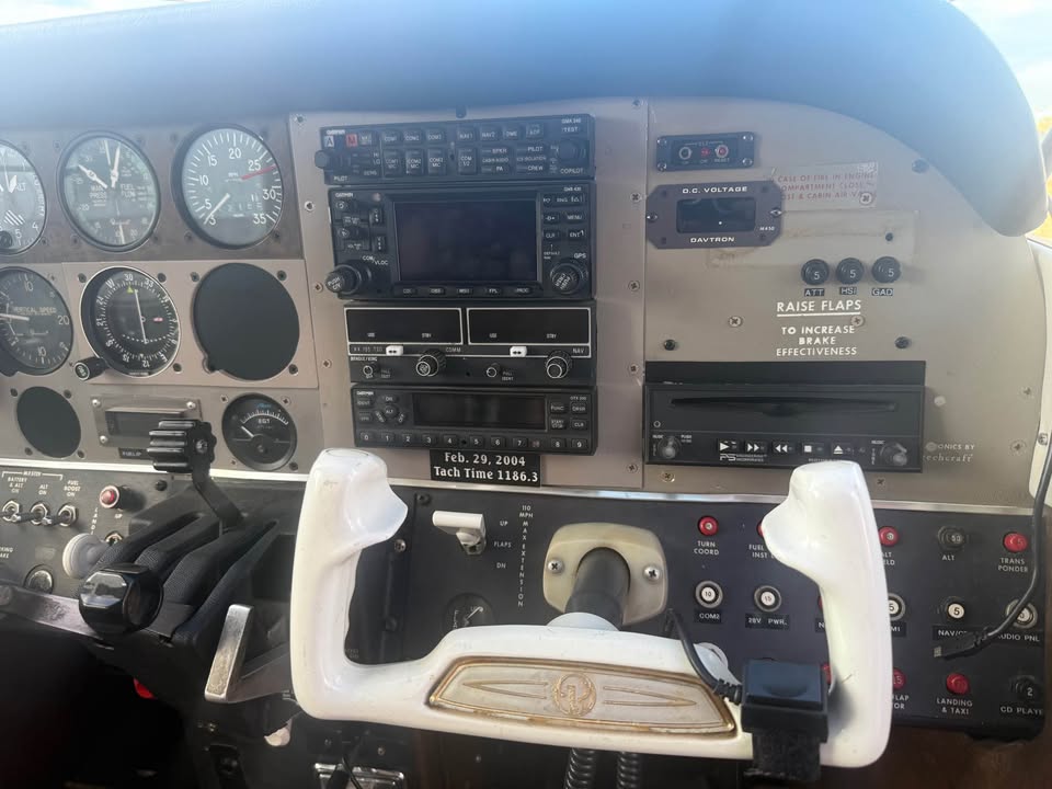 1973 Beechcraft Sierra 200, photo 6