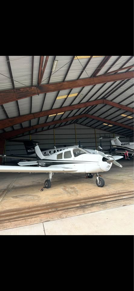 1974 Piper Cherokee 140, photo 2