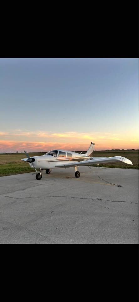 1974 Piper Cherokee 140, photo 1