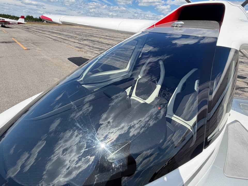 2018 Icon A5, photo 8