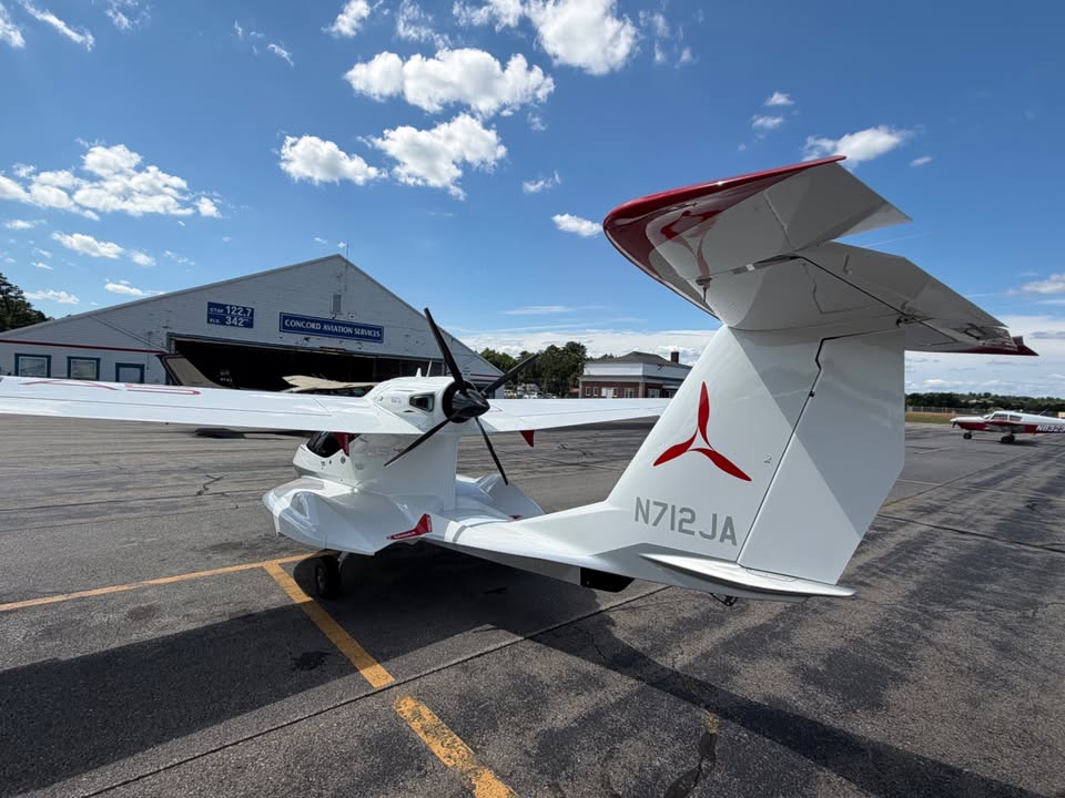 2018 Icon A5, photo 5