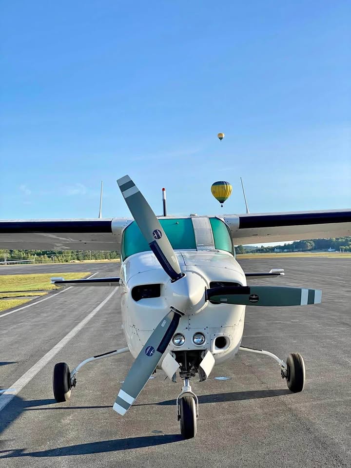 1983 Cessna T210N, photo 1