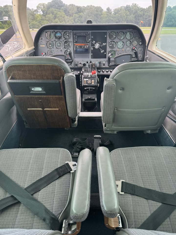 1973 Cessna 310q, photo 16