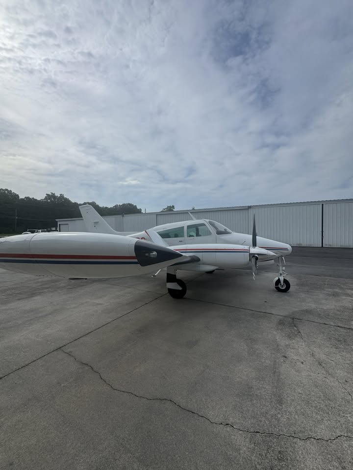1973 Cessna 310q, photo 9