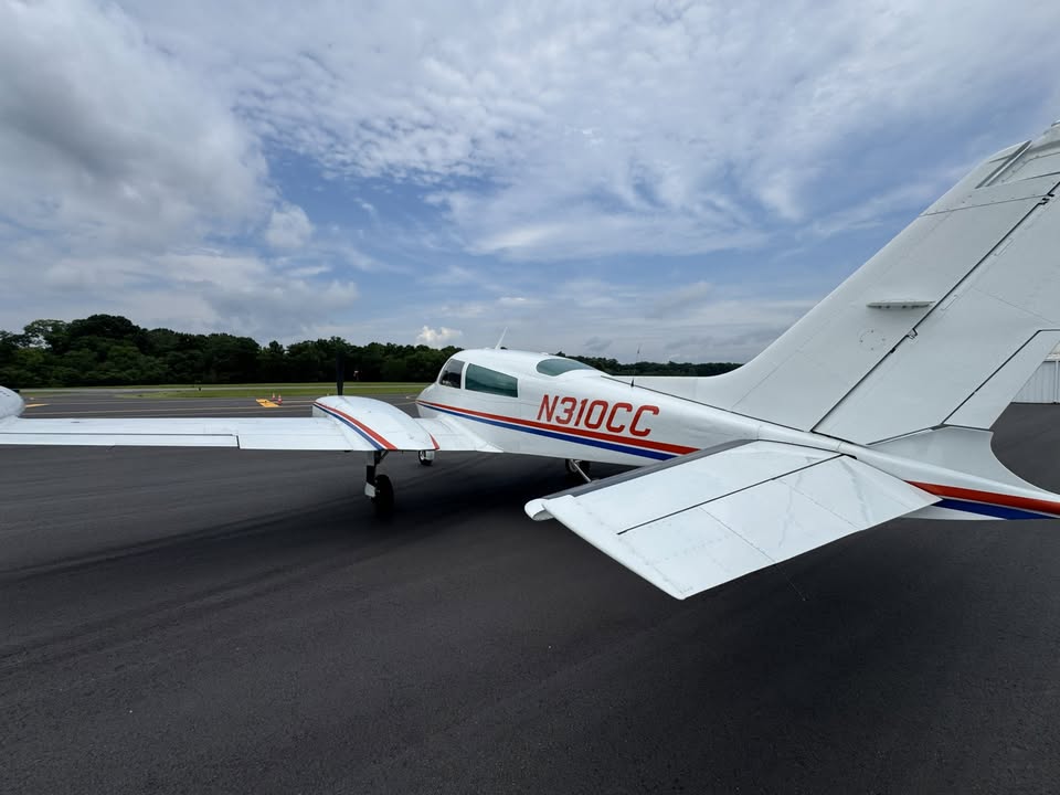1973 Cessna 310q, photo 10