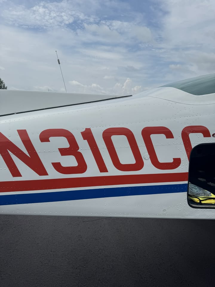 1973 Cessna 310q, photo 13