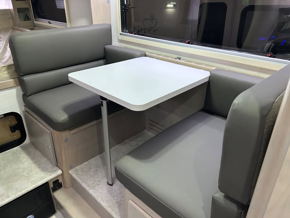 2026 Cirrus 820t01217, photo 7