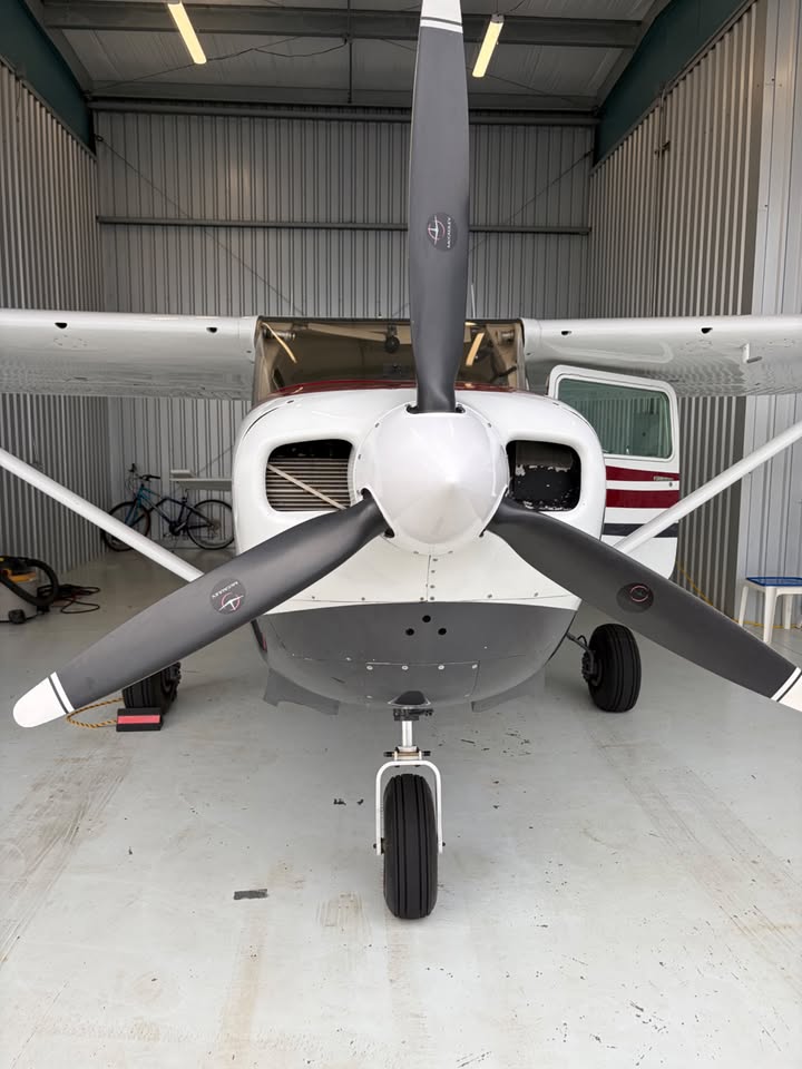1970 Cessna P206E, photo 7