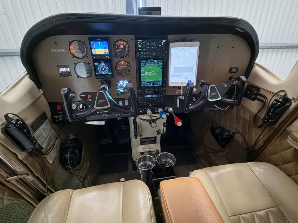 1970 Cessna P206E, photo 13