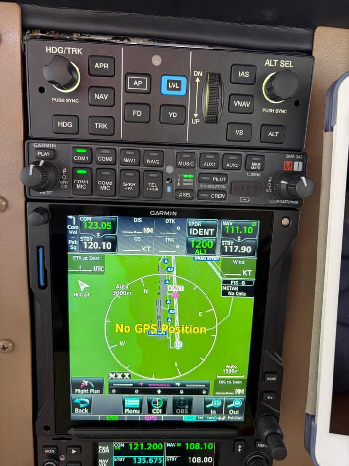 1970 Cessna P206E, photo 15