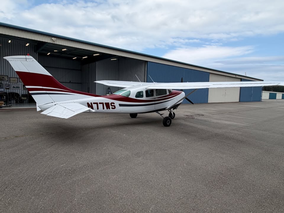 1970 Cessna P206E, photo 2