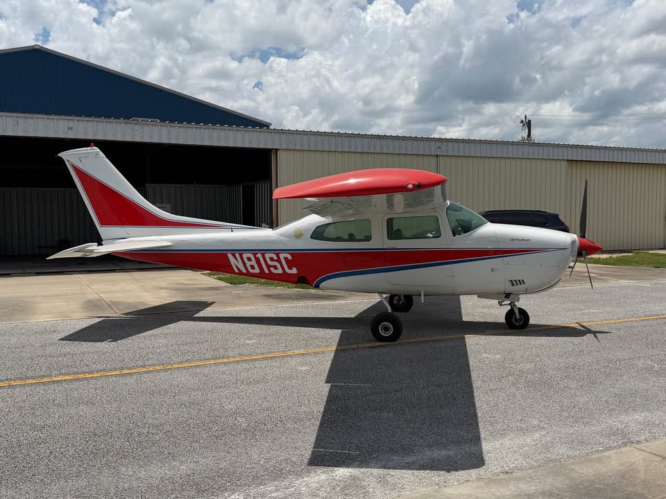 1971 Cessna 210k, photo 2