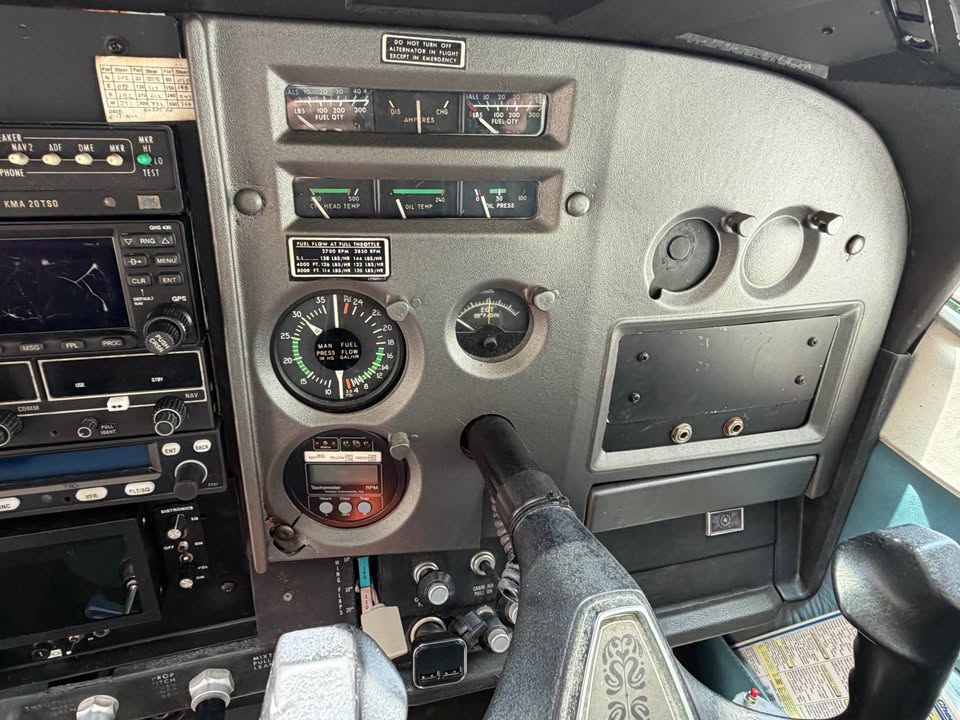 1971 Cessna 210k, photo 8