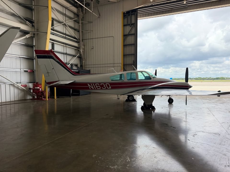 1964 Beechcraft baron B55, photo 4