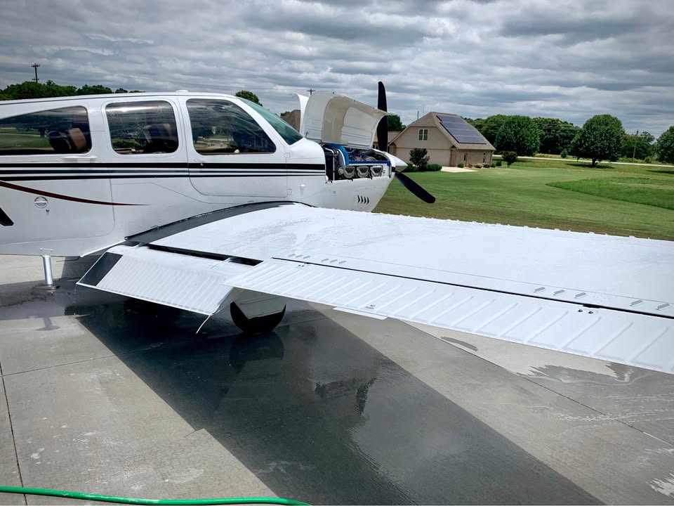 1968 Beechcraft bonanza, photo 3