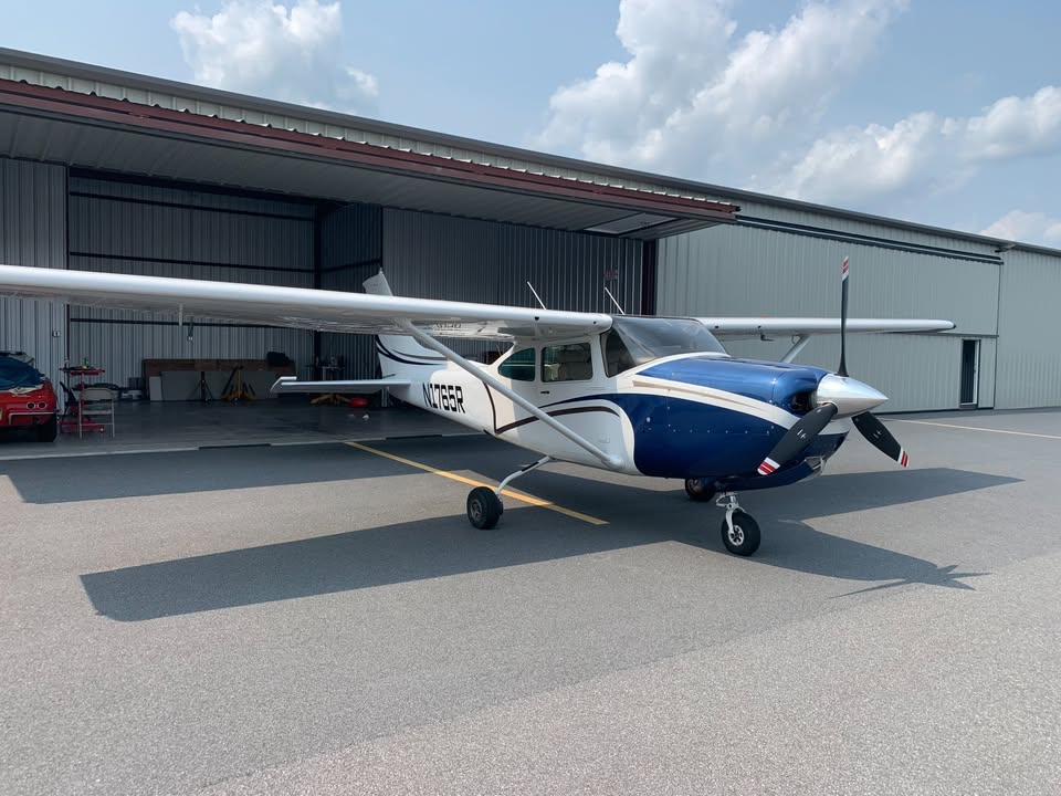 1978 Cessna 182, photo 2