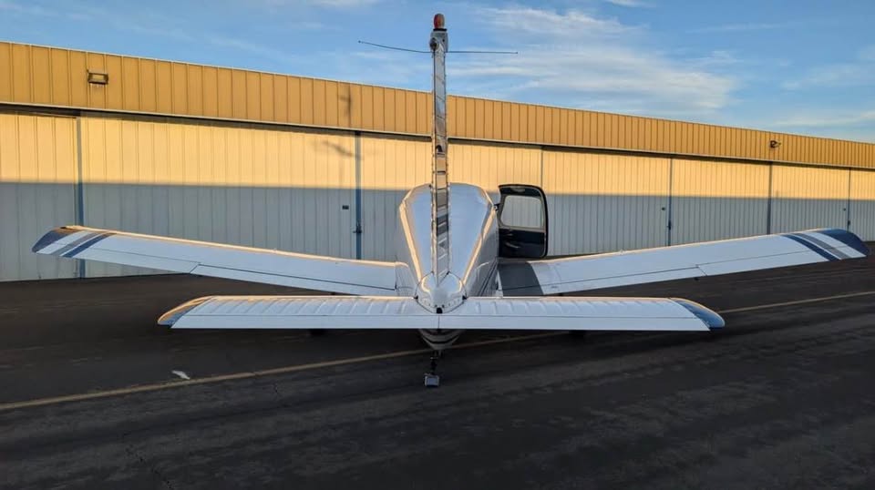 1966 Piper Cherokee PA-28-140, photo 4