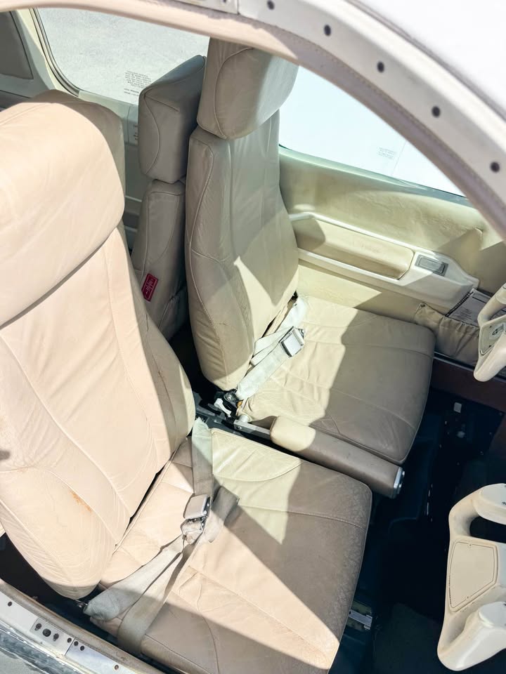 1981 Beechcraft Beechraft Bonanza A36, photo 6