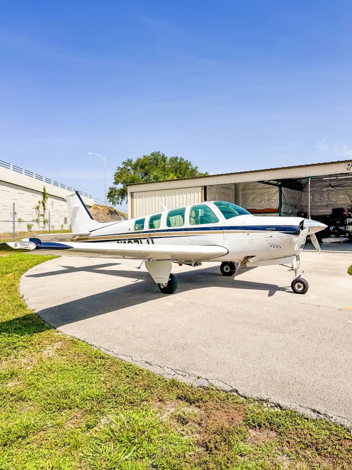 1981 Beechcraft Beechraft Bonanza A36, photo 4