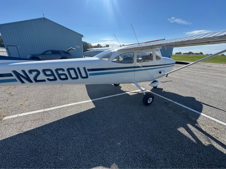 1963 Cessna 172 D, photo 2