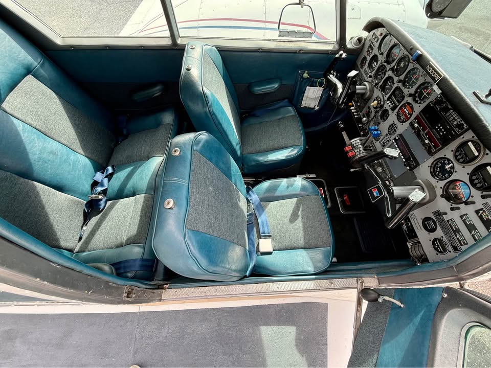 1965 Piper PA-30 Twin Comanche, photo 4