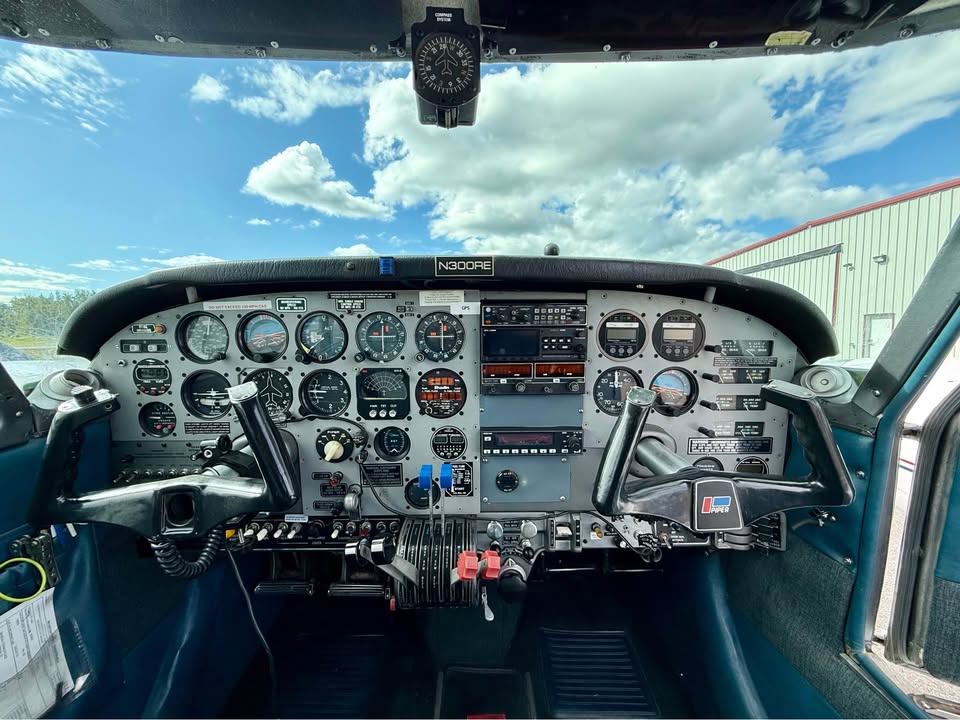 1965 Piper PA-30 Twin Comanche, photo 3