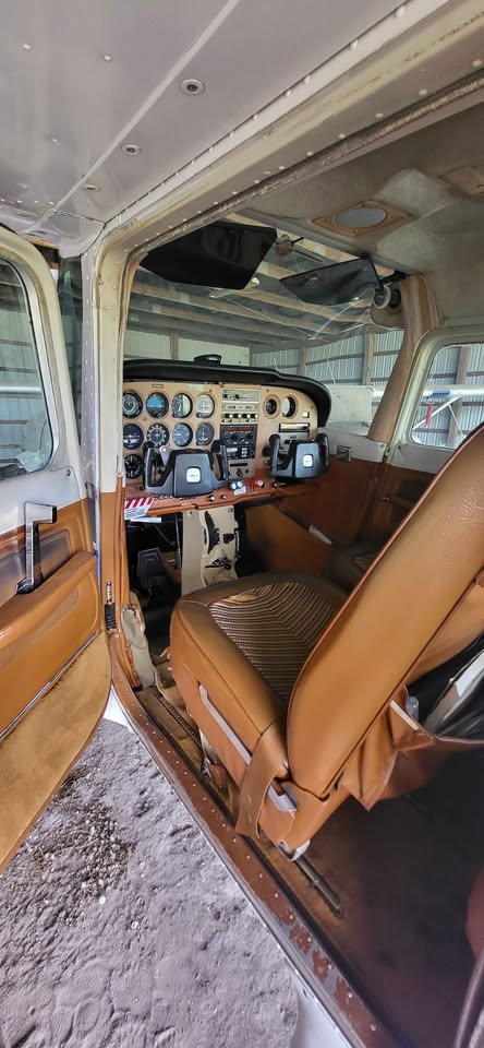 1977 Cessna skyhawk R172 xp, photo 4