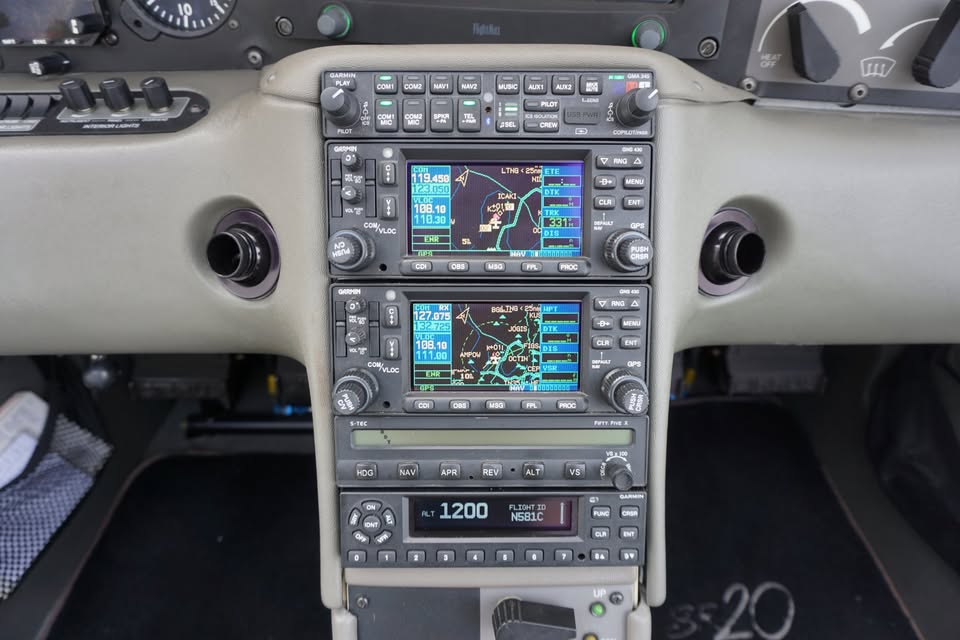 2003 Cirrus SR20, photo 16