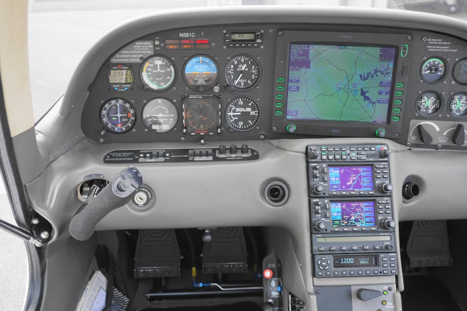 2003 Cirrus SR20, photo 14
