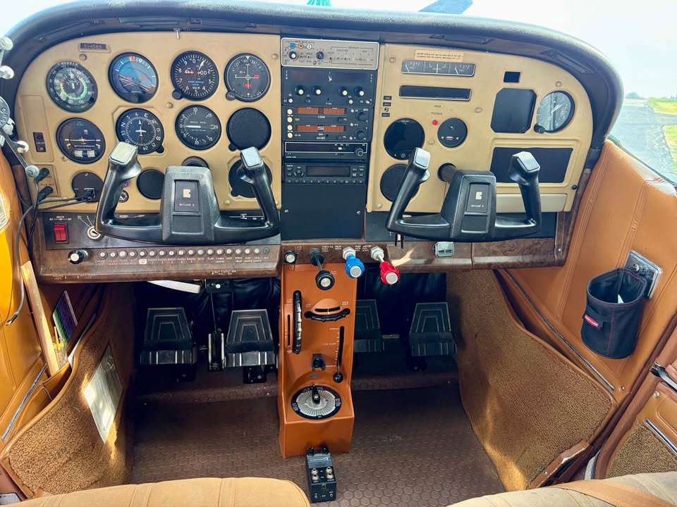 1978 Cessna 182Q, photo 5
