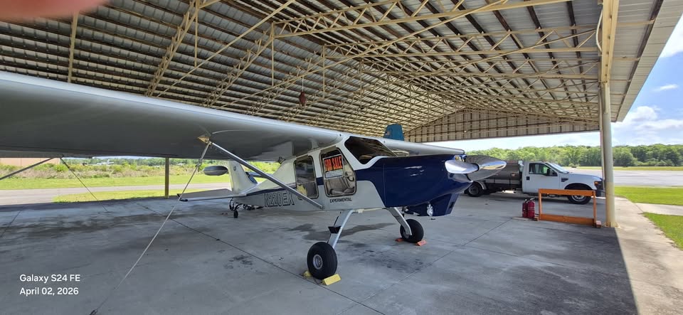 2010 airplane., photo 3