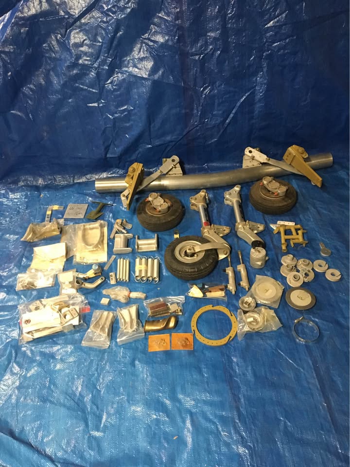 Airplane kit, photo 7