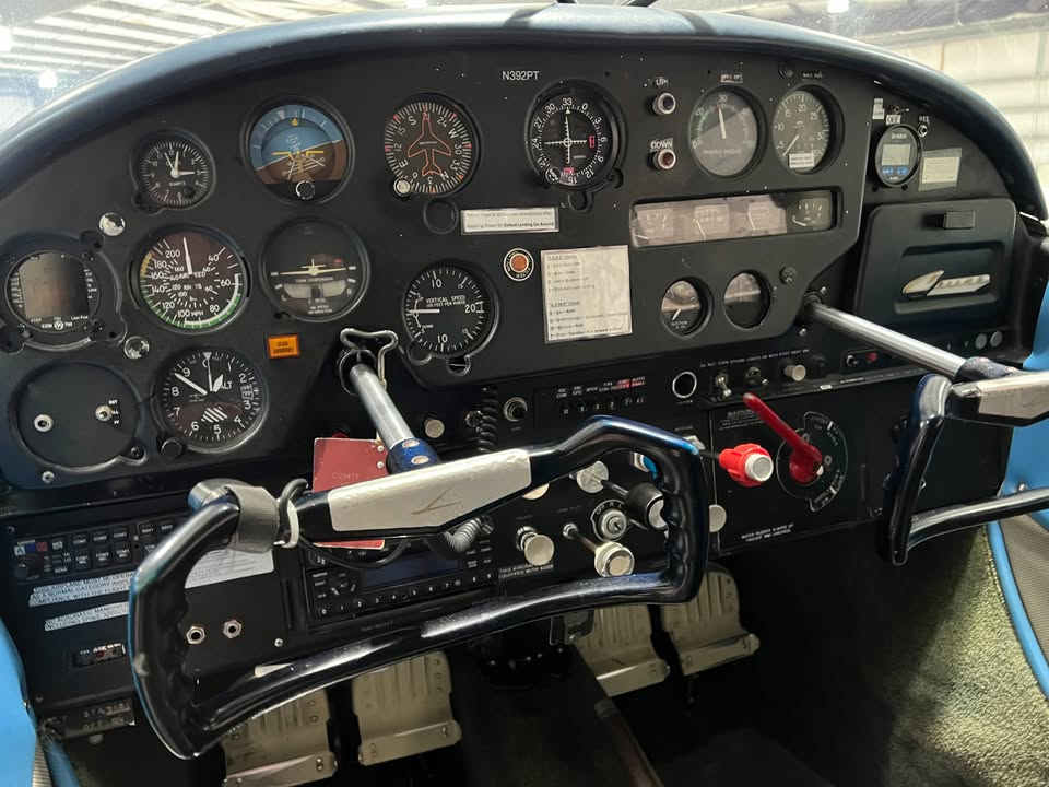 1958 Cessna 180a, photo 2