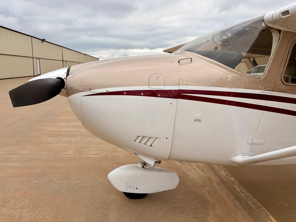 1985 Cessna 182R, photo 6