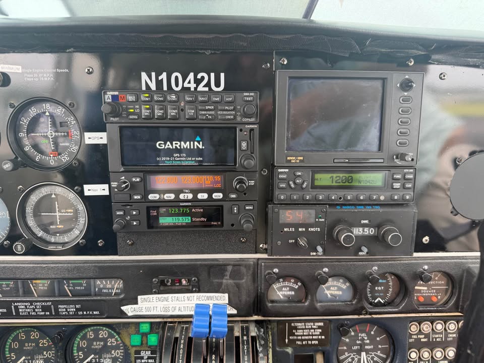 1971 Piper Seneca 1, photo 6