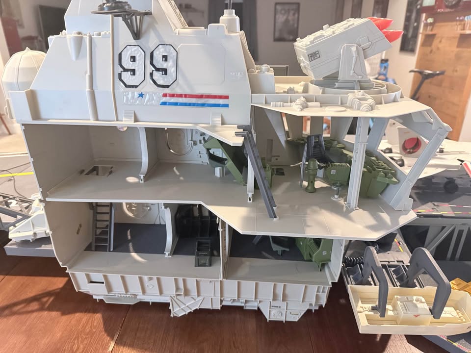 1985 G.I. Joe U.S.S. Flagg Aircraft Carrier – 96% Complete, photo 4