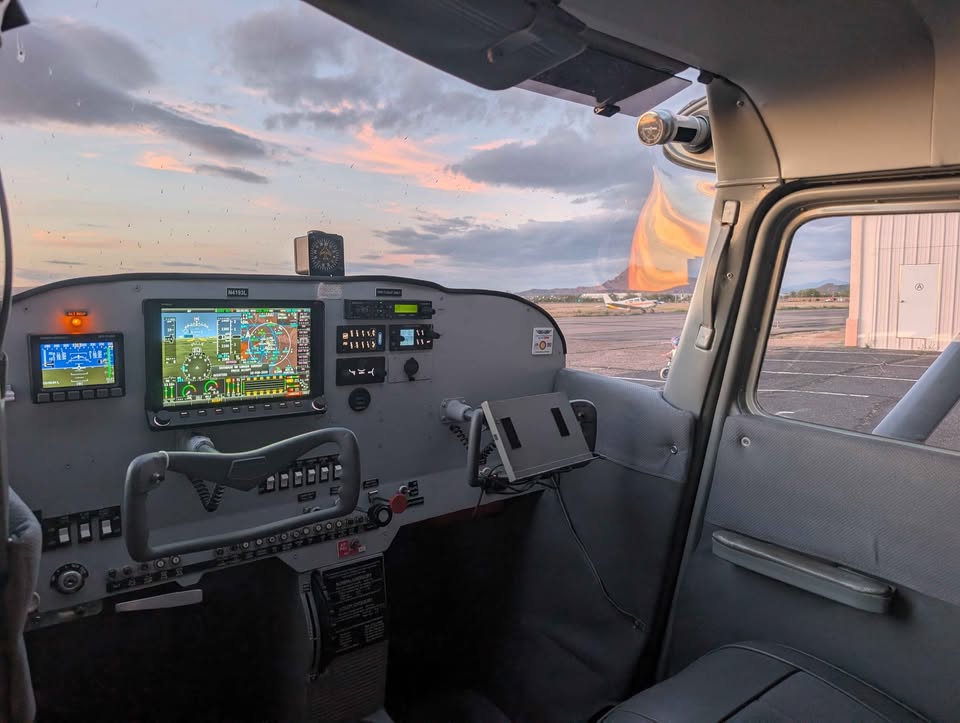 1966 Cessna 172G, photo 9
